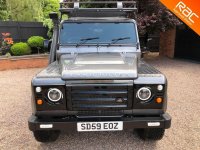 LAND ROVER DEFENDER 110